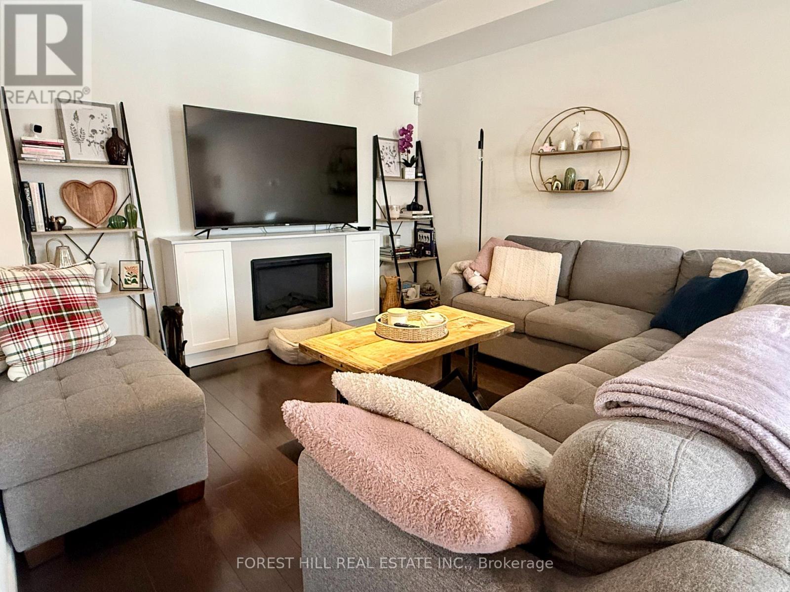 42 BERT TAIT LANE, Whitchurch-Stouffville, Ontario