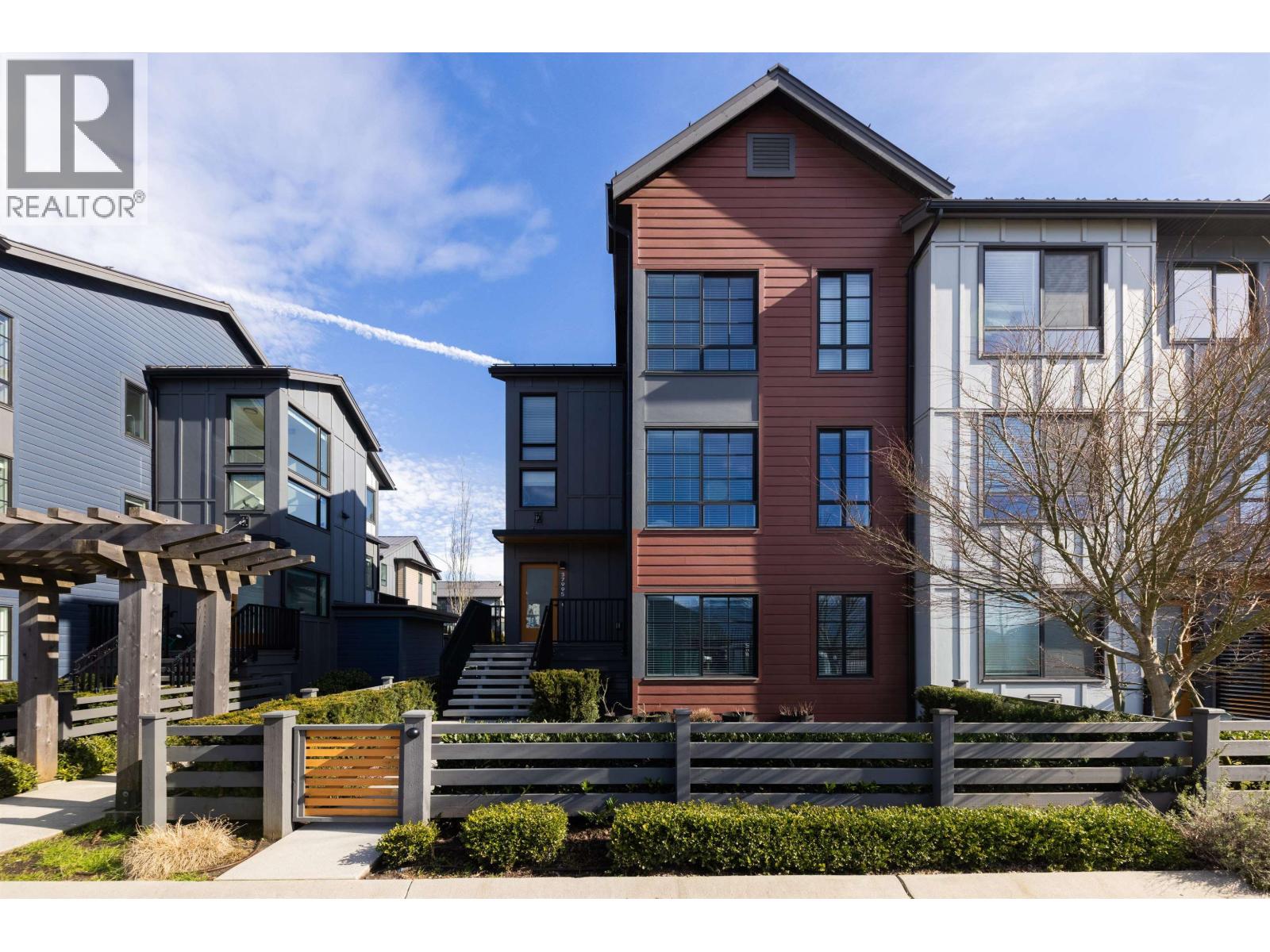 37995 HELM WAY, squamish, British Columbia