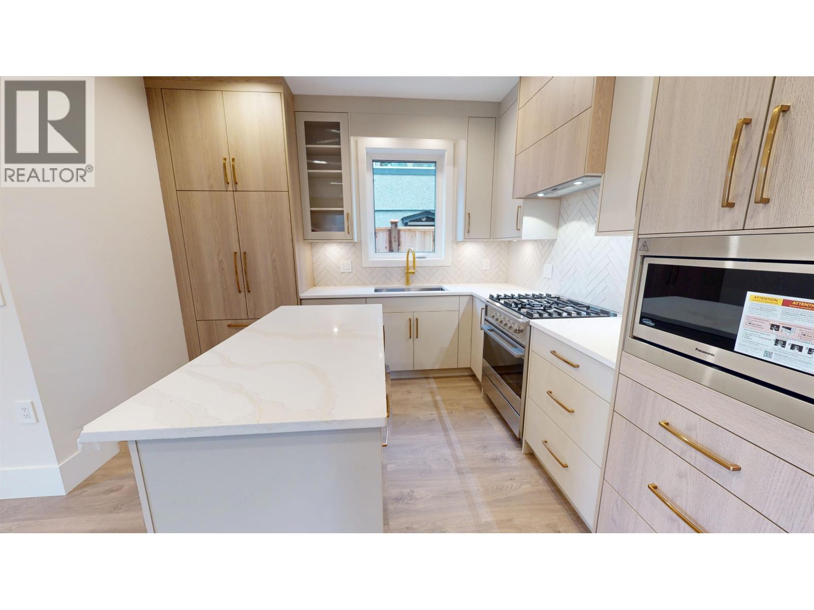 1 2528 Turner Street, Vancouver, British Columbia  V5K 2E8 - Photo 8 - R3097862