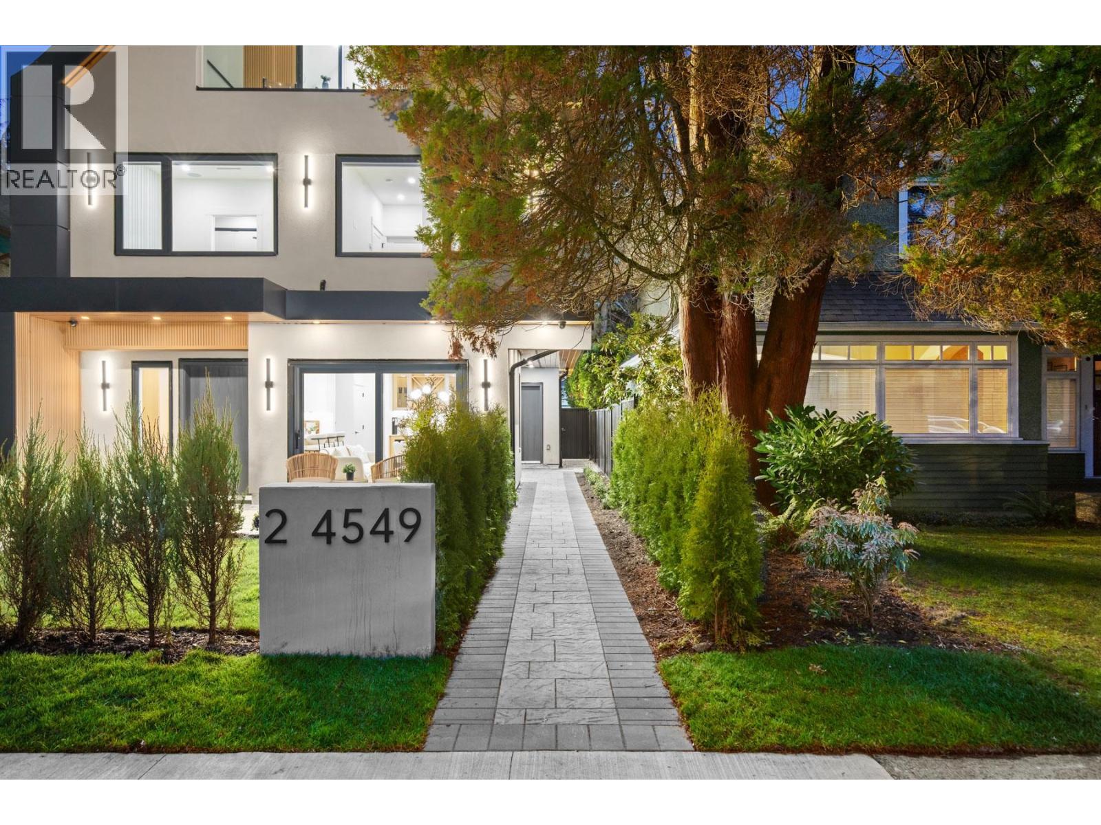 2 4549 W 11th Avenue, Vancouver, British Columbia  V6R 2M5 - Photo 2 - R3097871