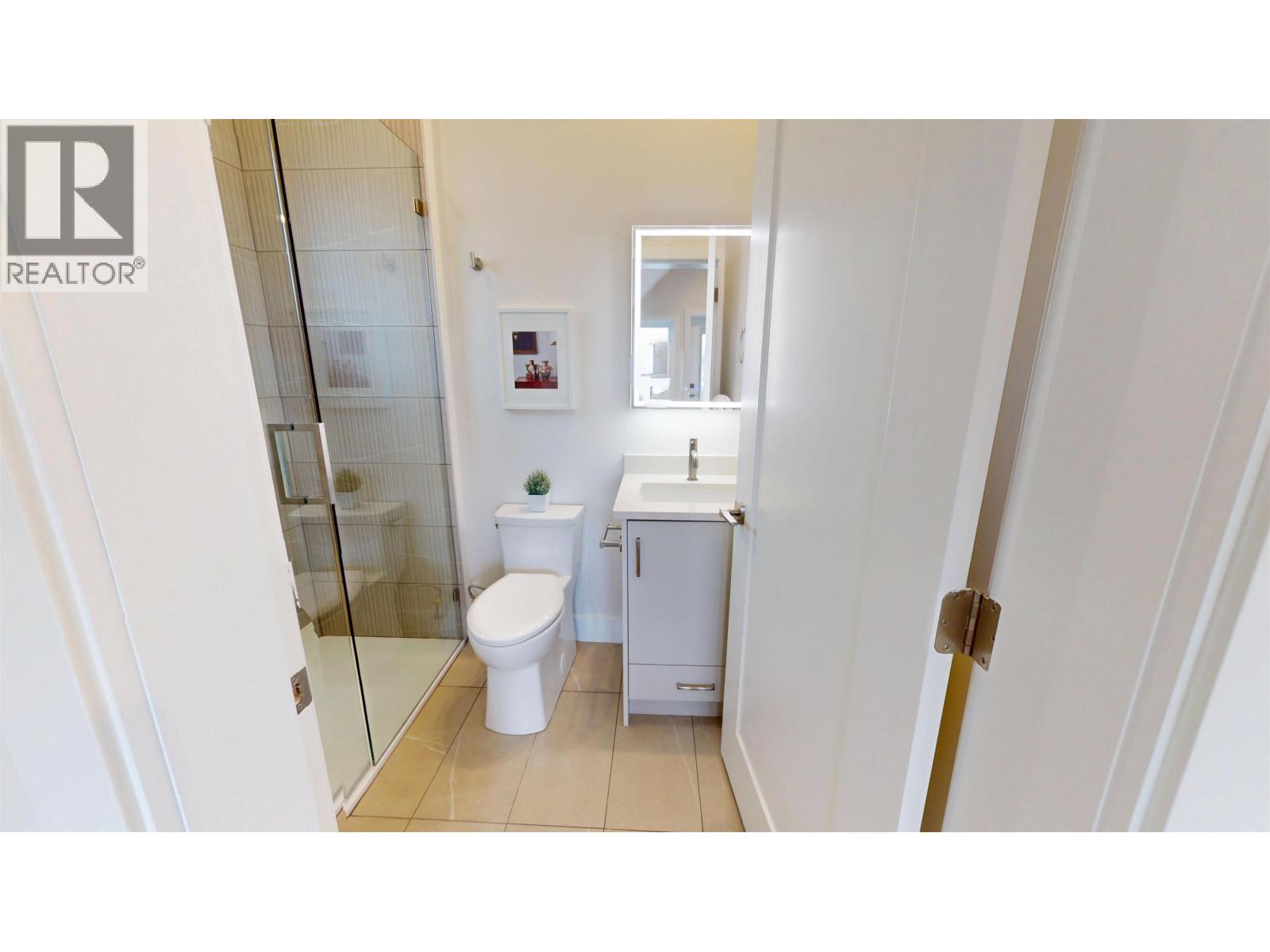 2 2528 Turner Street, Vancouver, British Columbia  V5K 2E8 - Photo 14 - R3097874