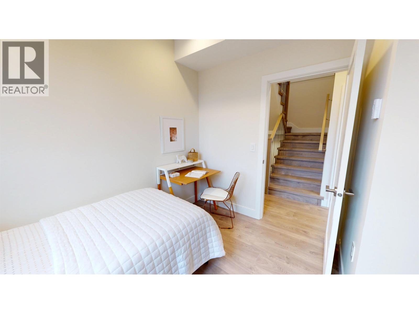 2 2528 Turner Street, Vancouver, British Columbia  V5K 2E8 - Photo 9 - R3097874