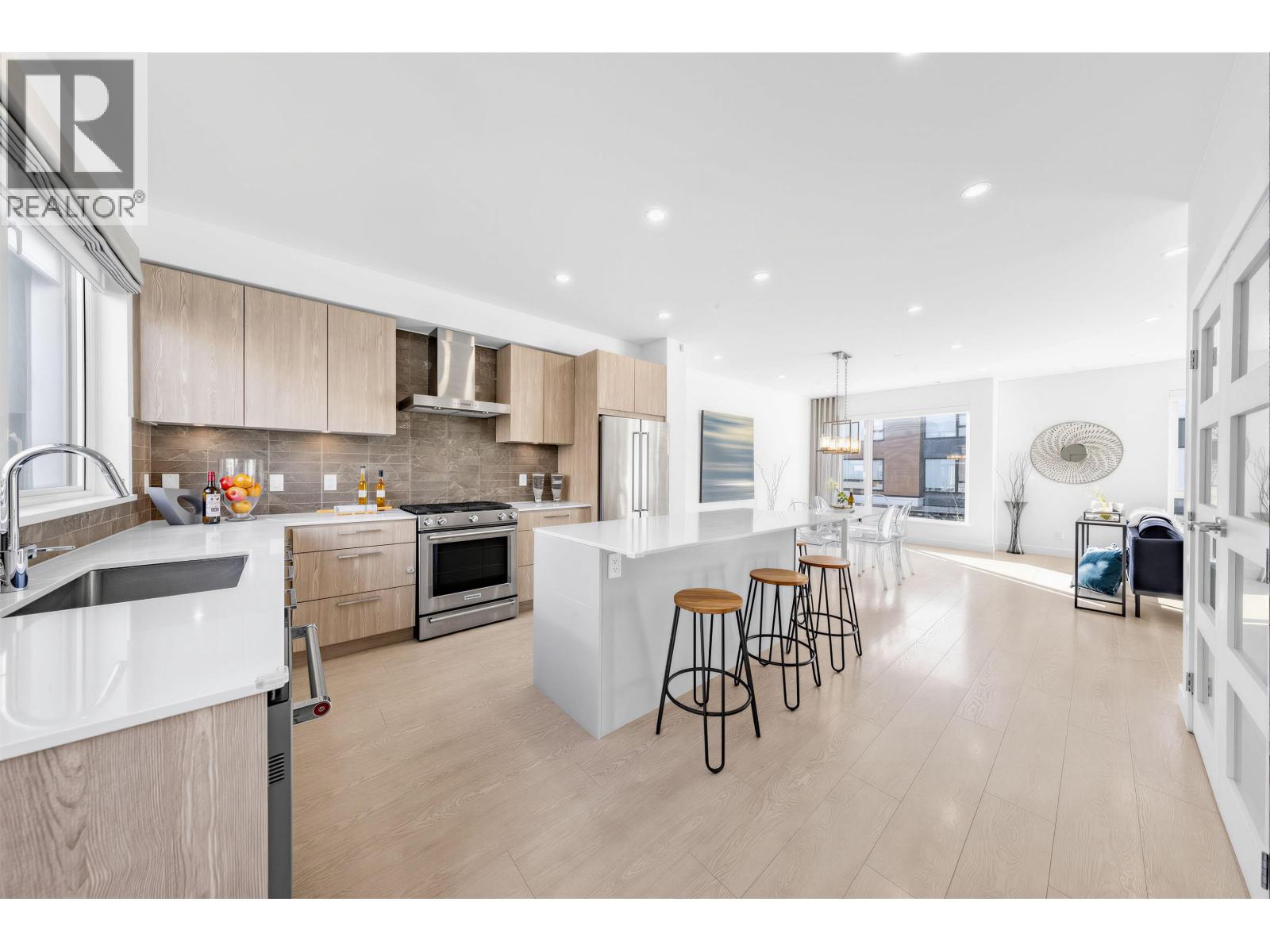 30 3597 Malsum Drive, North Vancouver, British Columbia  V7G 0B2 - Photo 12 - R3097881