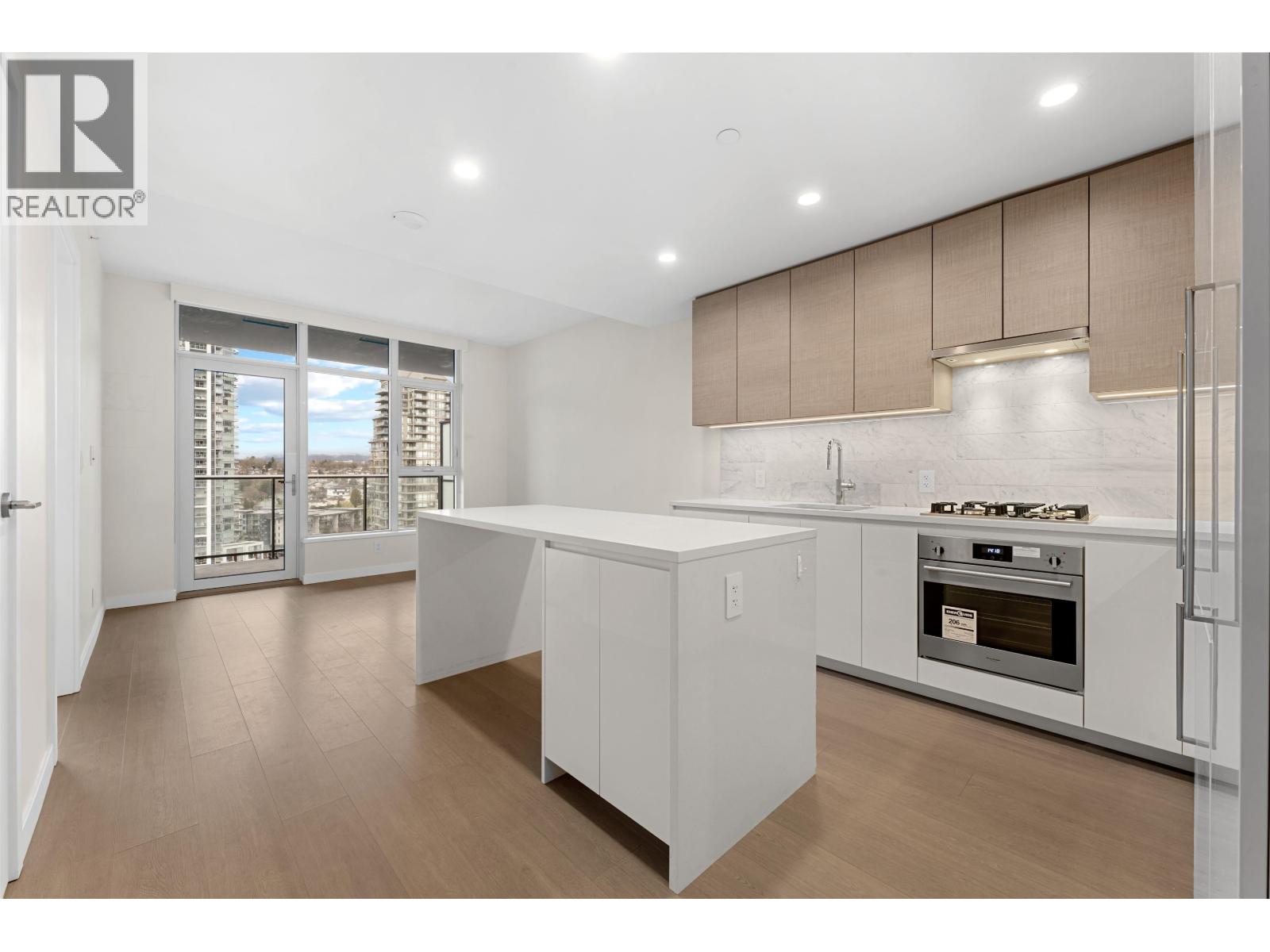 1806 2108 Gilmore Avenue, Burnaby, British Columbia  V5C 0N8 - Photo 5 - R3097907