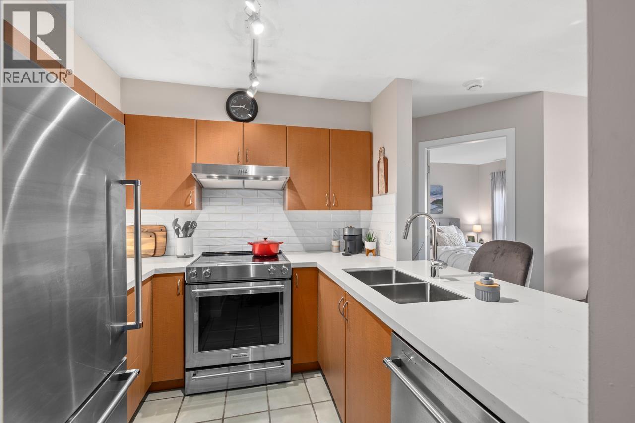 308 3161 W 4th Avenue, Vancouver, British Columbia  V6K 1R6 - Photo 17 - R3097915