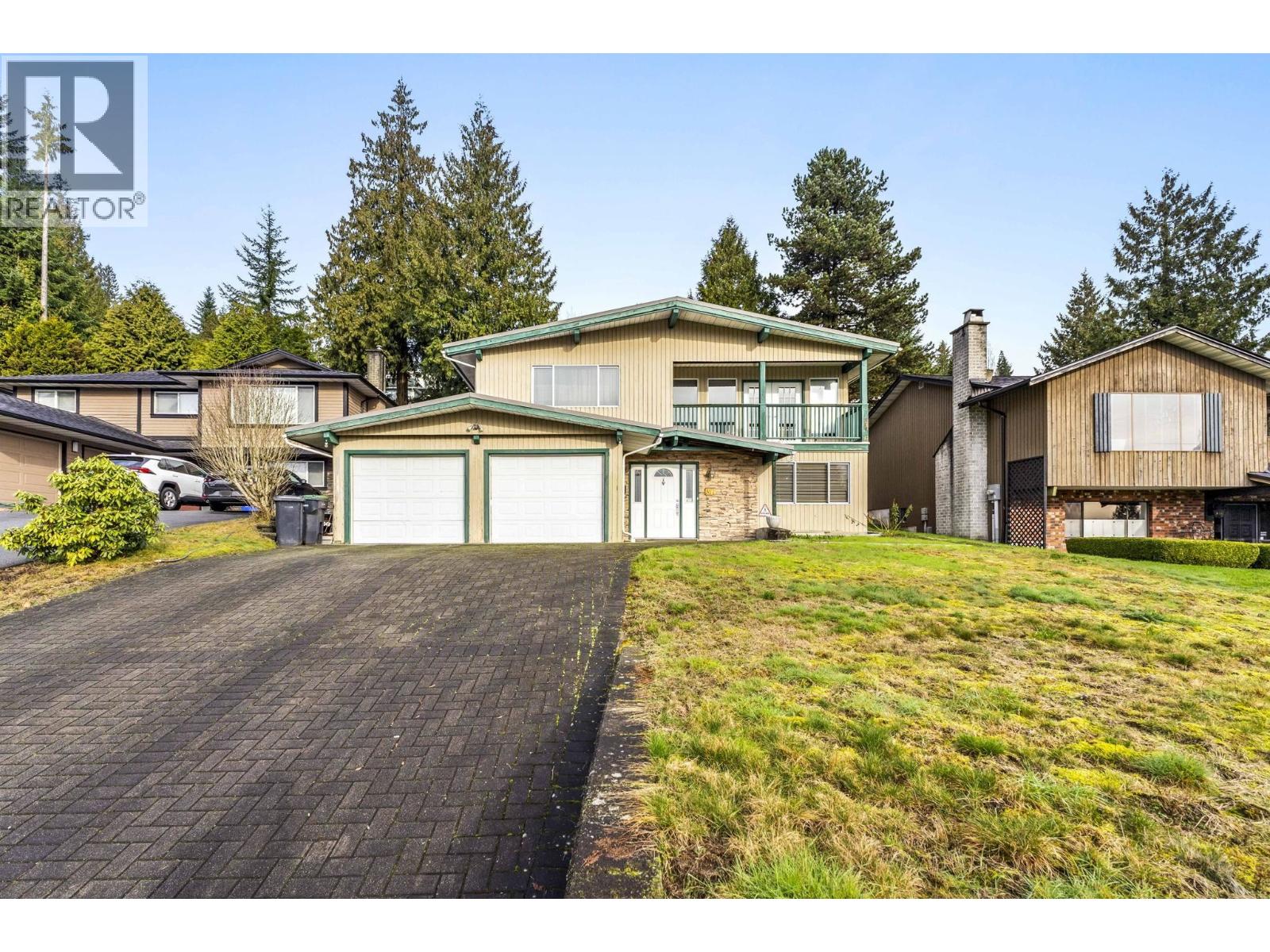 317 Gloucester Court, Coquitlam, British Columbia  V3K 5S6 - Photo 2 - R3097866