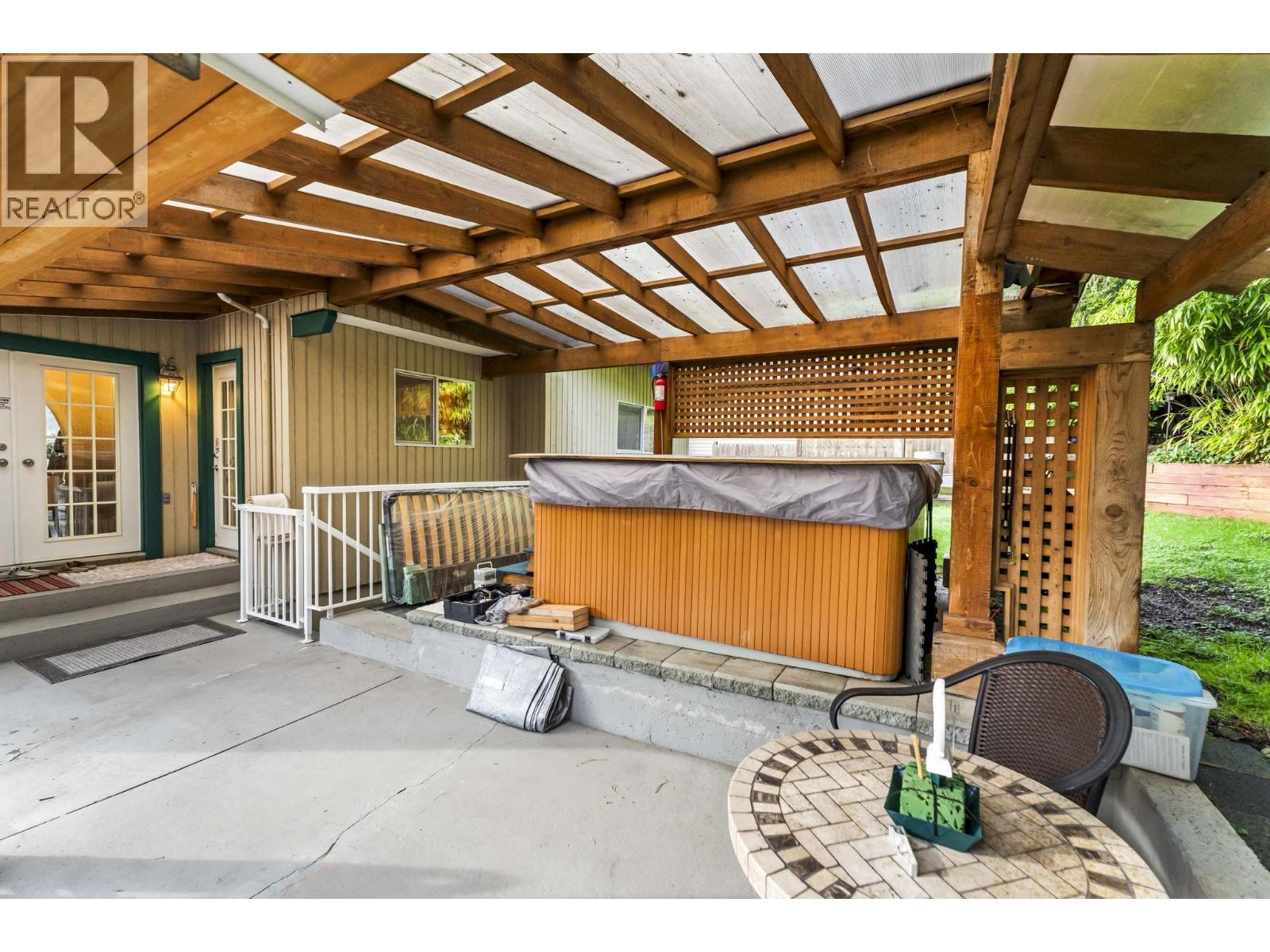 317 Gloucester Court, Coquitlam, British Columbia  V3K 5S6 - Photo 35 - R3097866