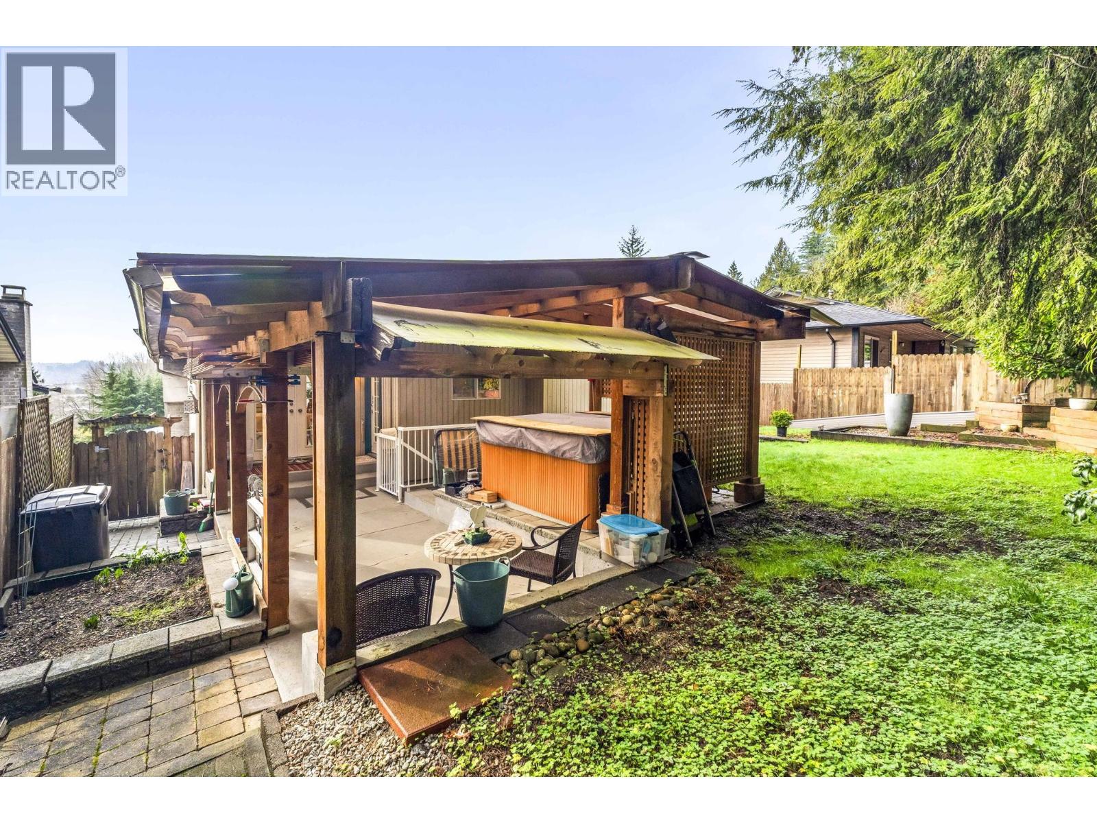 317 Gloucester Court, Coquitlam, British Columbia  V3K 5S6 - Photo 38 - R3097866