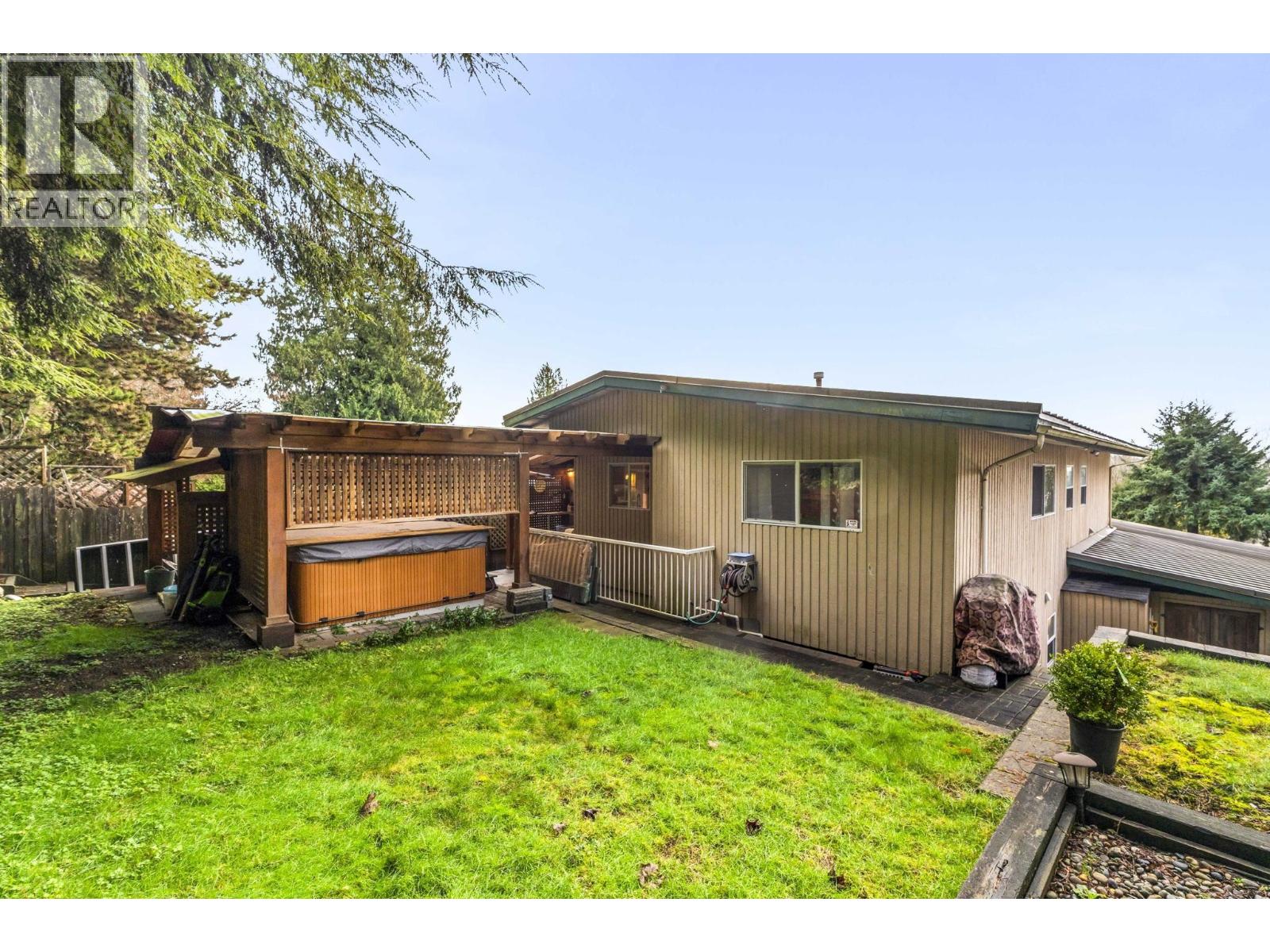 317 Gloucester Court, Coquitlam, British Columbia  V3K 5S6 - Photo 39 - R3097866