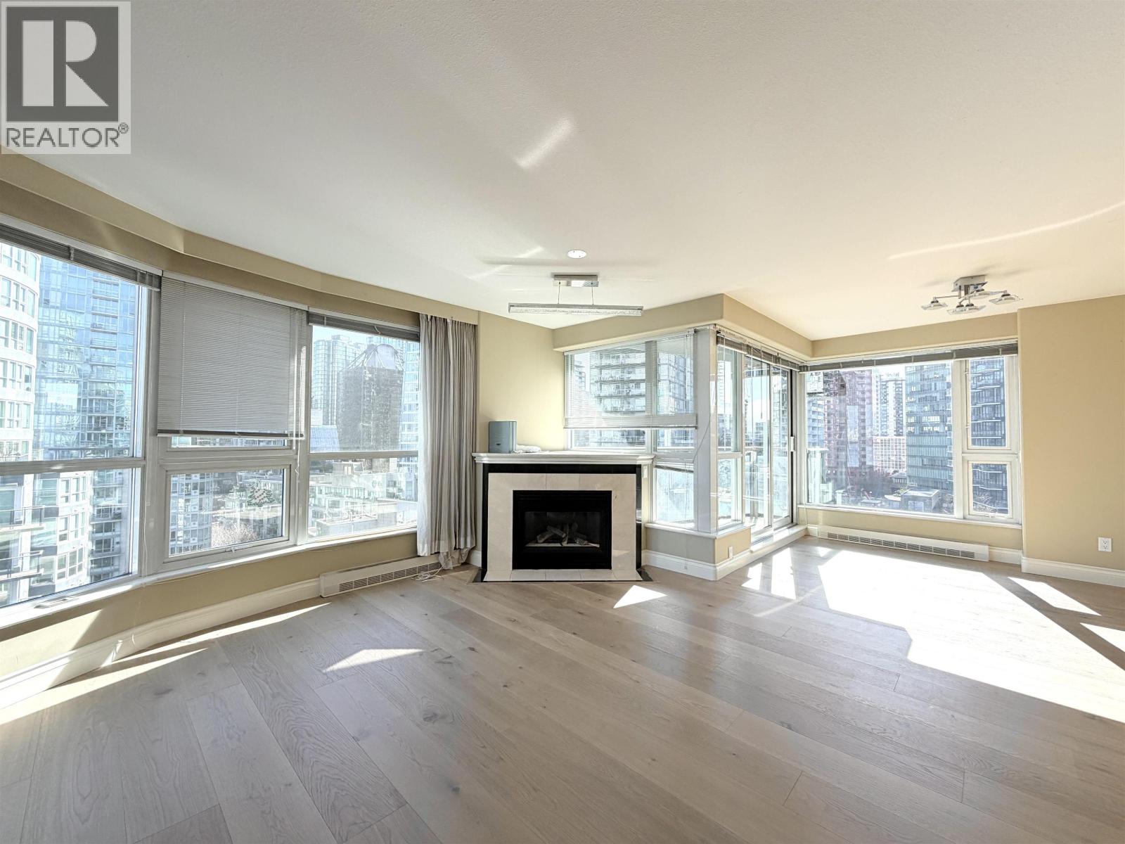 1401 560 Cardero Street, Vancouver, British Columbia  V6G 3E9 - Photo 4 - R3097883