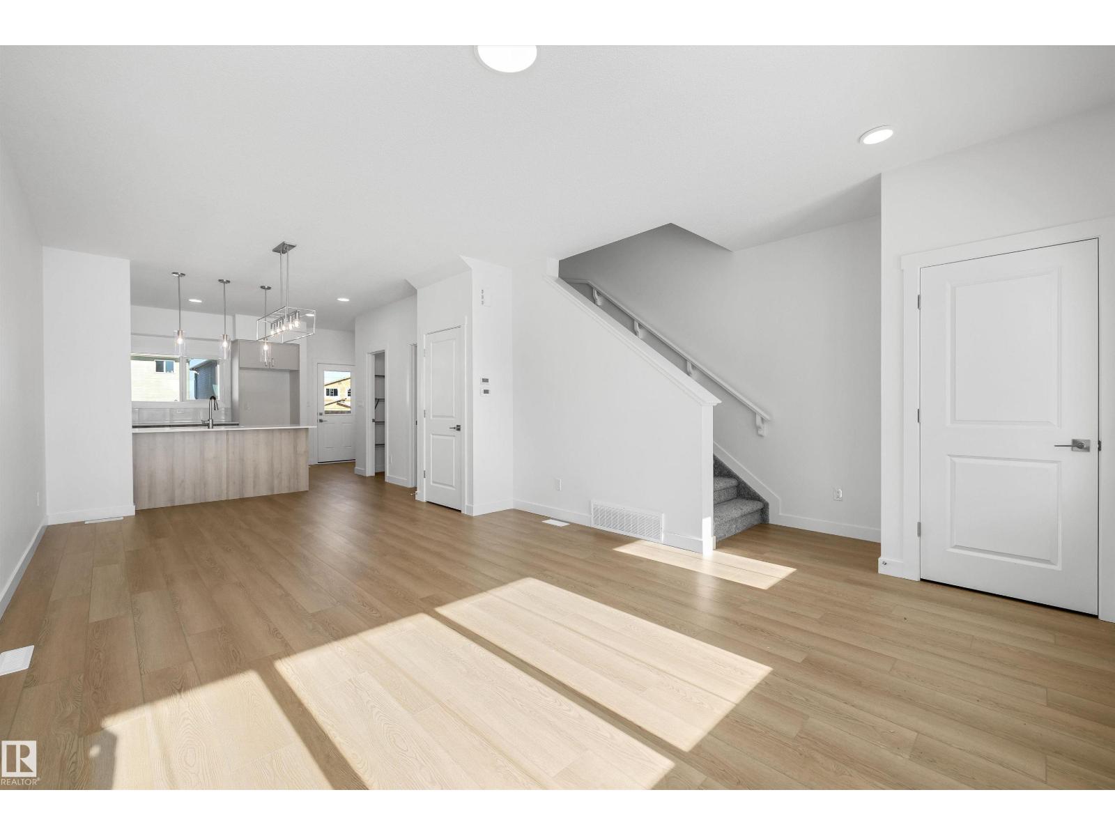 18808 28 Av Nw, Edmonton, Alberta  T6M 3J1 - Photo 7 - E4476652