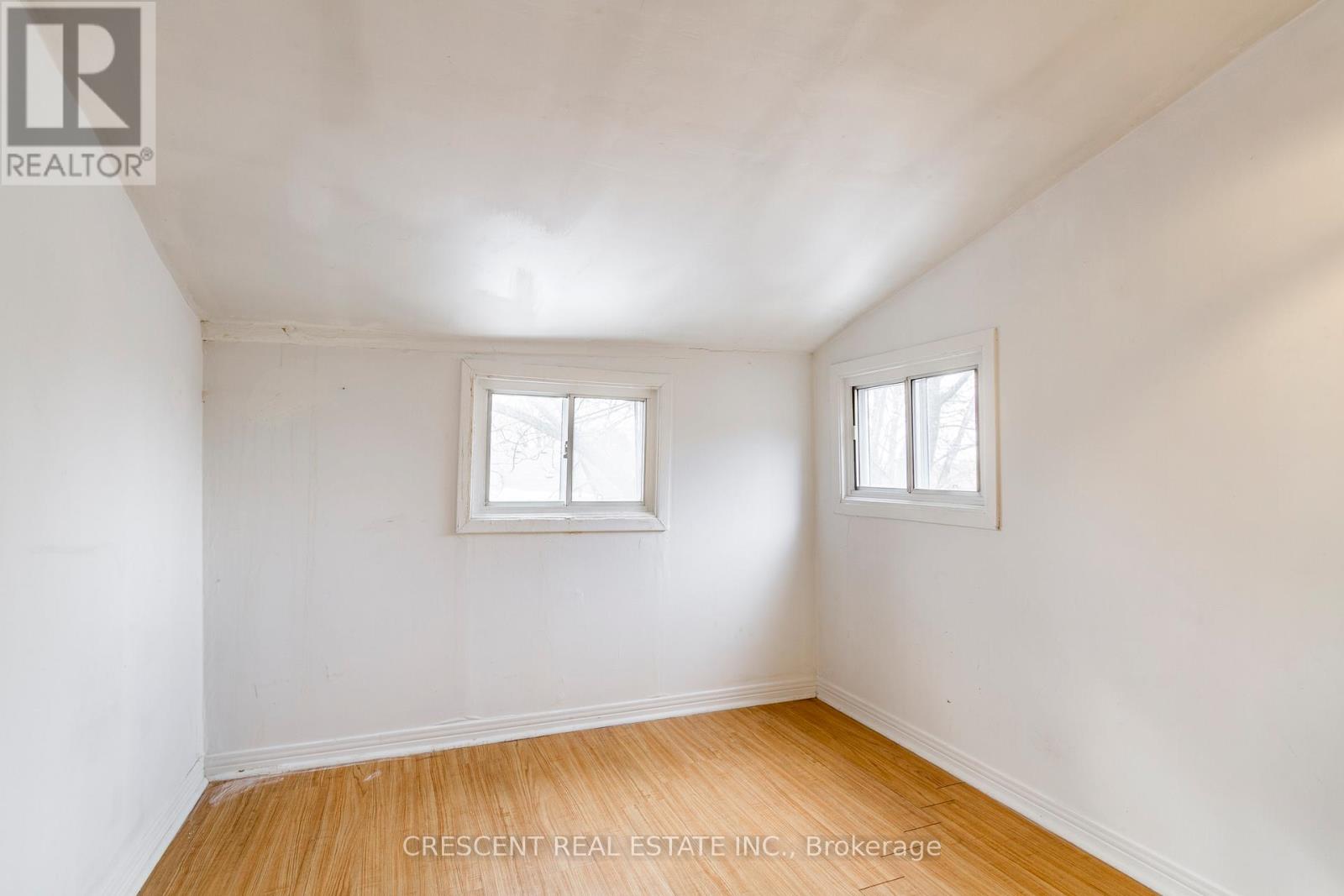 Upper - 1057 Davenport Road, Toronto, Ontario  M6G 2C2 - Photo 6 - C12800456