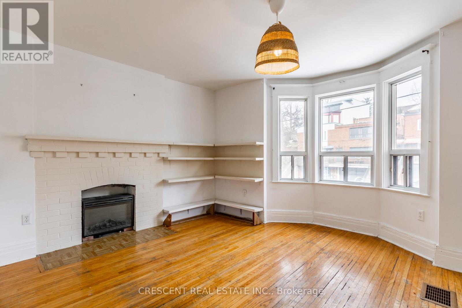 Upper - 1057 Davenport Road, Toronto, Ontario  M6G 2C2 - Photo 14 - C12800456