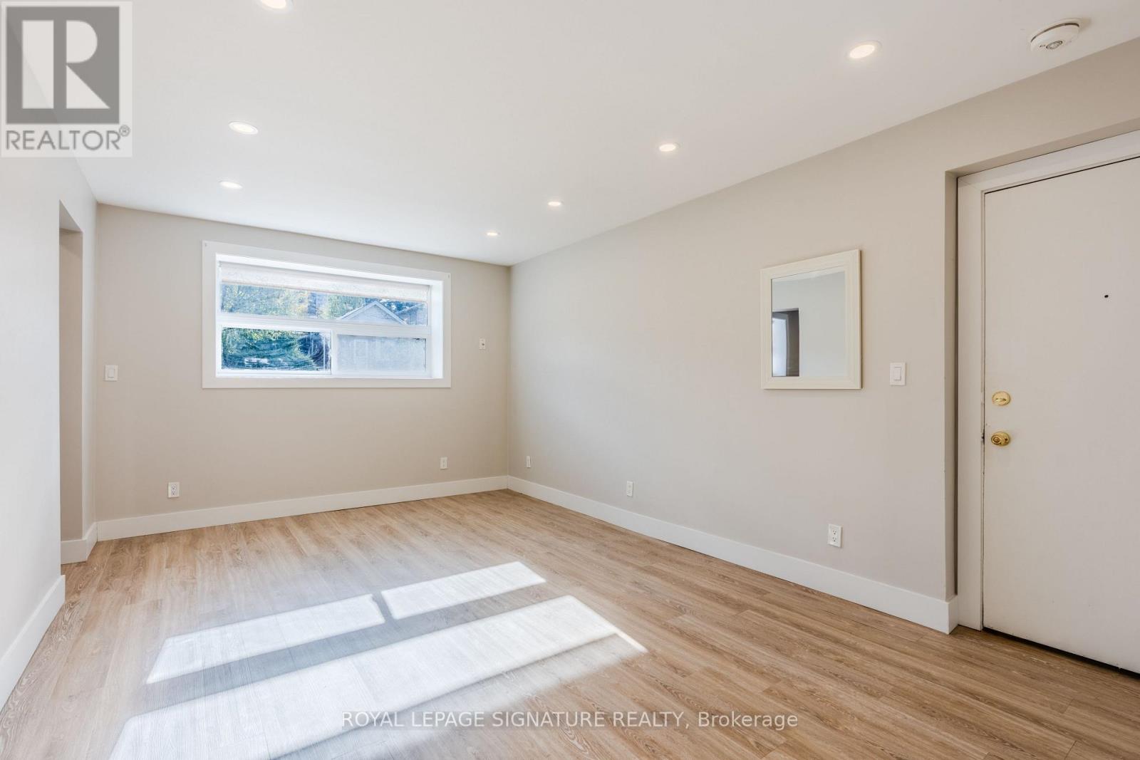 1 - 1 Hassard Avenue, Toronto, Ontario  M4K 3N3 - Photo 7 - E12863048