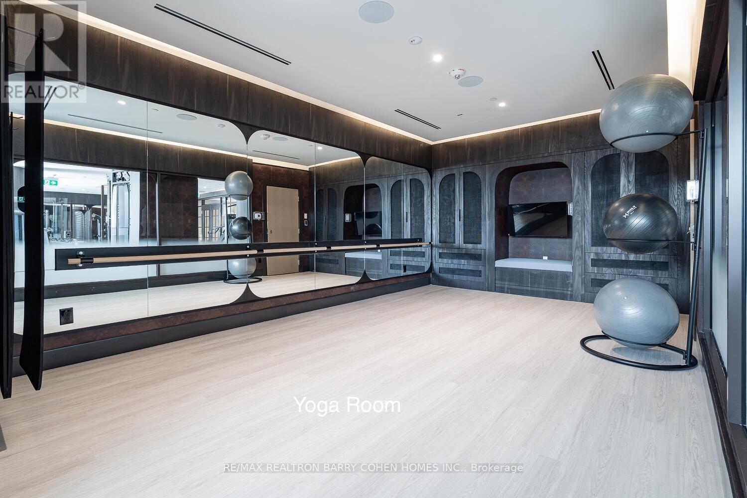 1008 - 397 Royal Orchard Boulevard, Markham, Ontario  L3T 0H3 - Photo 38 - N12863734