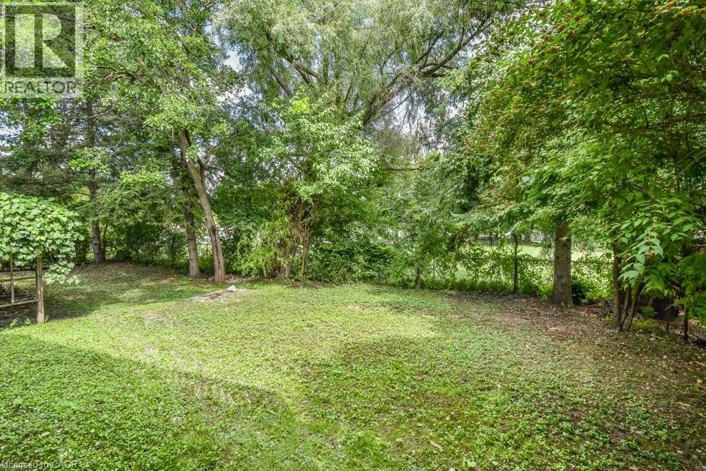 590 Canewood Crescent Unit# Main, Waterloo, Ontario  N2L 5P5 - Photo 22 - 40810933