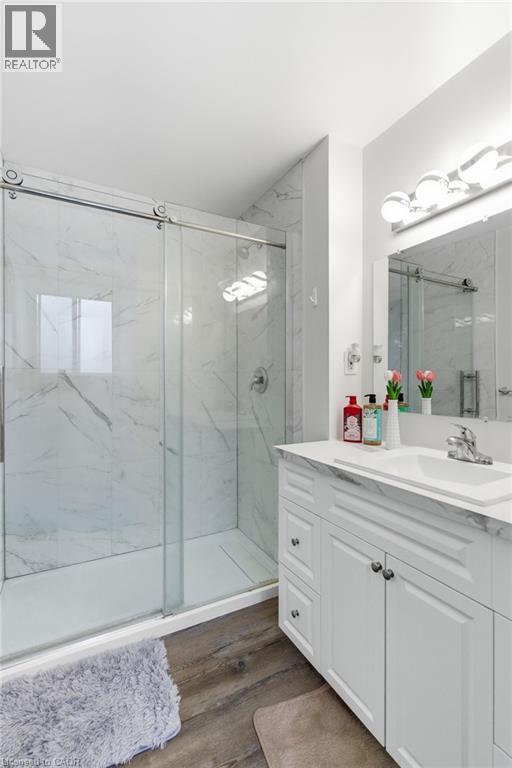 590 Canewood Crescent Unit# Main, Waterloo, Ontario  N2L 5P5 - Photo 6 - 40810933