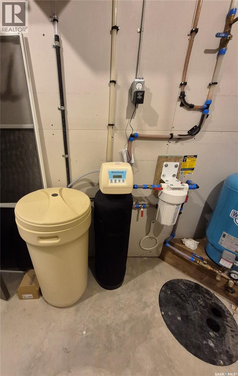 Simpson Acreage, Coulee Rm No. 136, Saskatchewan  S9H 3X7 - Photo 32 - SK029953