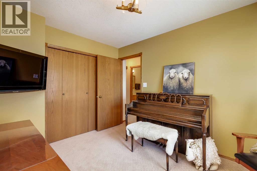 4118 Silverpark Estates Close, Olds, Alberta  T4H 1B4 - Photo 16 - A2286920