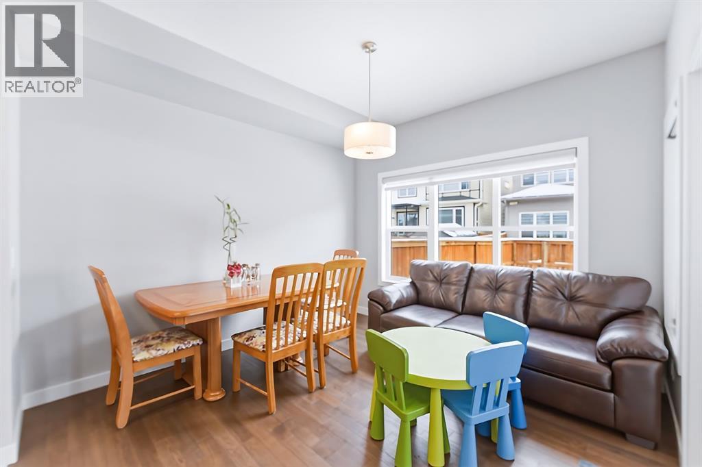 14 Belvedere Point Se, Calgary, Alberta  T2A 7G1 - Photo 10 - A2288090