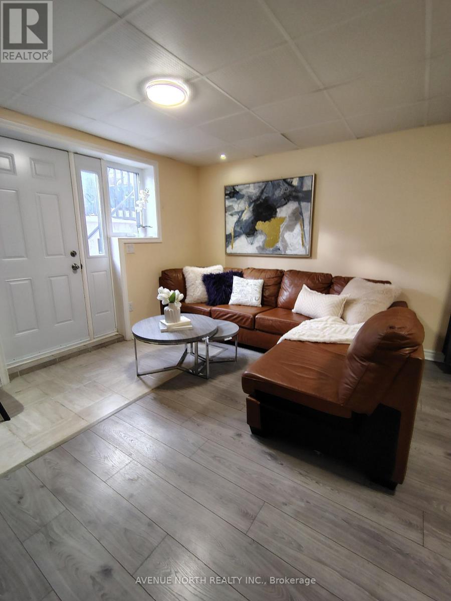 B - 339 Sugar Pine Crescent, Ottawa, Ontario  K2M 0H6 - Photo 5 - X12864298