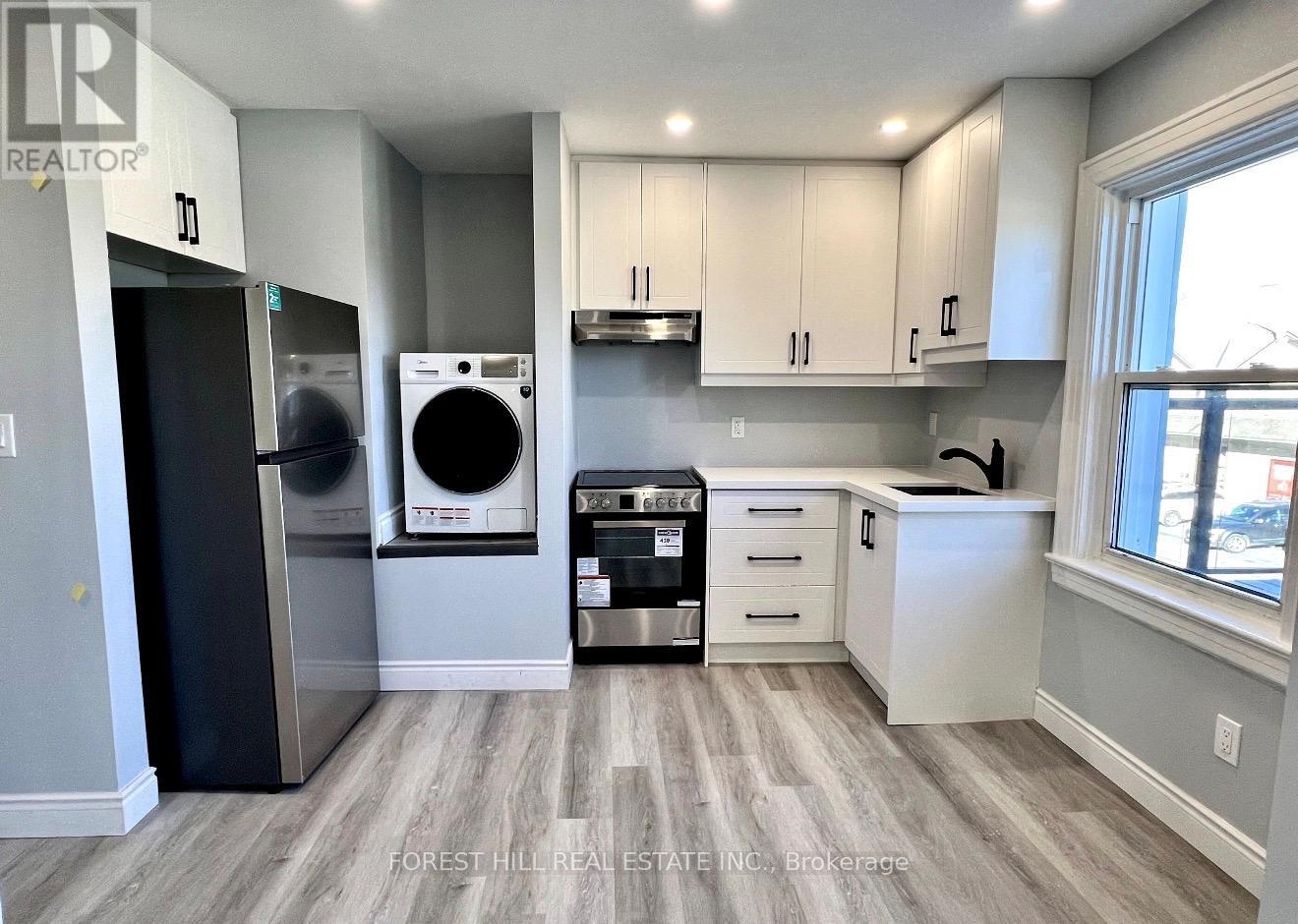 2 - 16 Nassau Street, Oshawa (Vanier), Ontario  L1J 4A4 - Photo 4 - E12788104