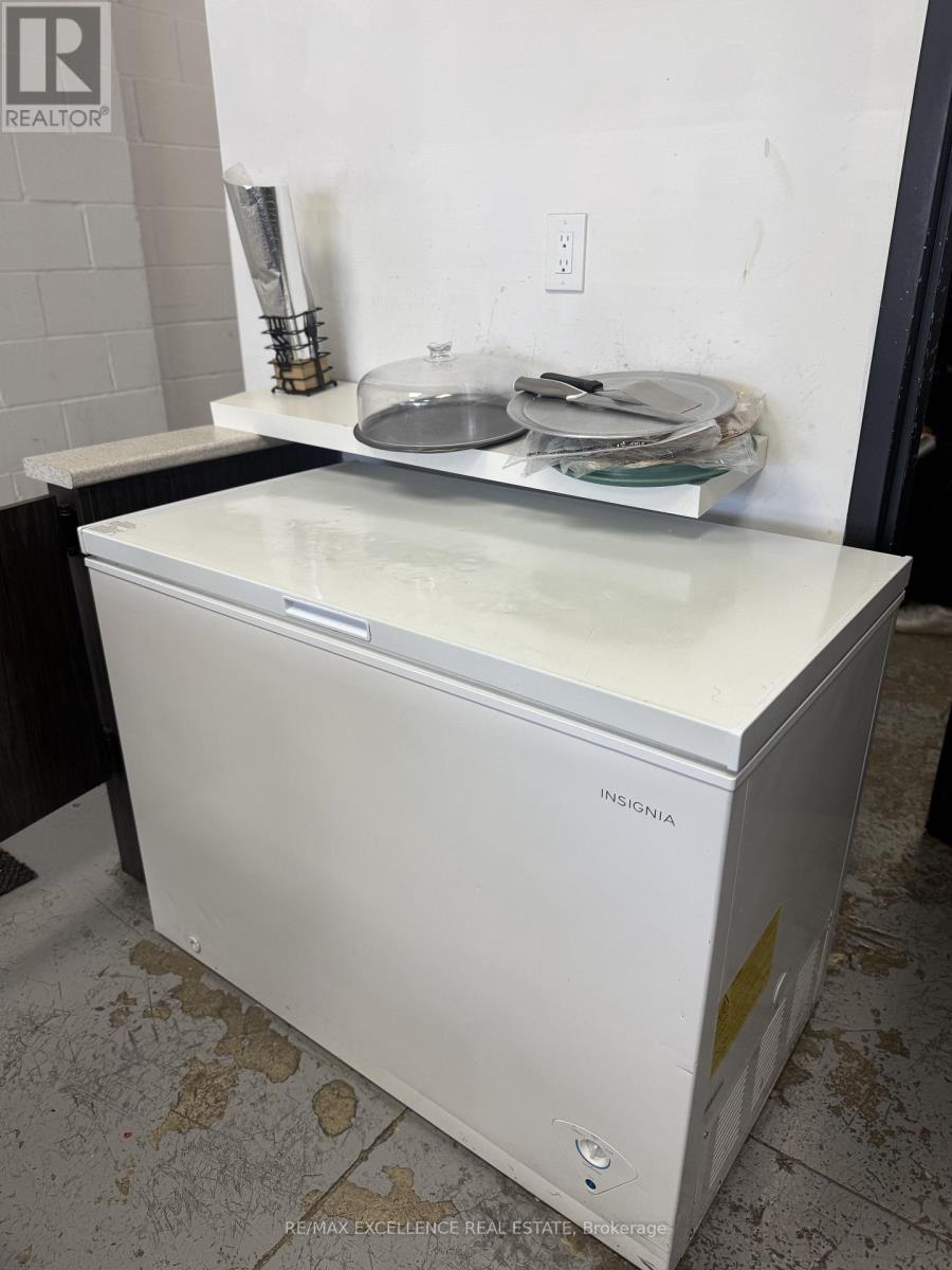 10 - 65 Braydon Boulevard, Brampton, Ontario  L6P 2S4 - Photo 11 - W12864216