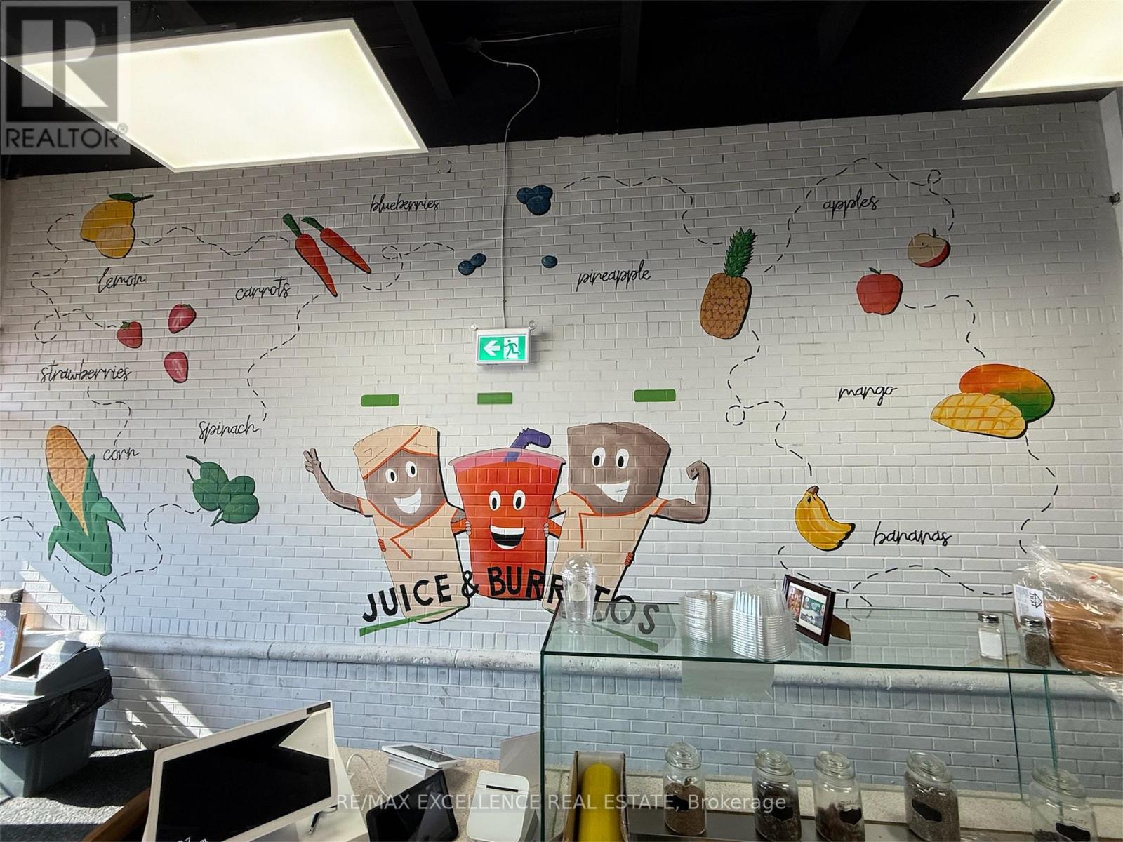 10 - 65 Braydon Boulevard, Brampton, Ontario  L6P 2S4 - Photo 2 - W12864216