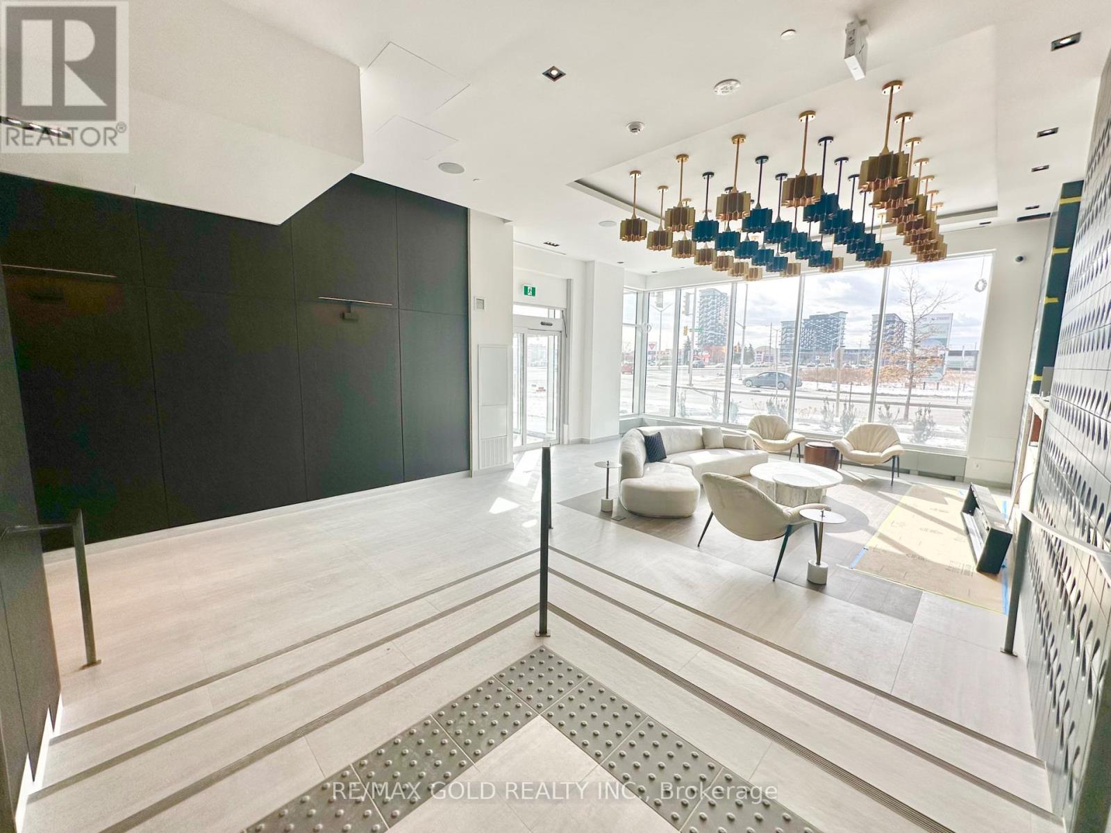 410 - 412 Silver Maple Road, Oakville, Ontario  L6H 7X8 - Photo 7 - W12864254