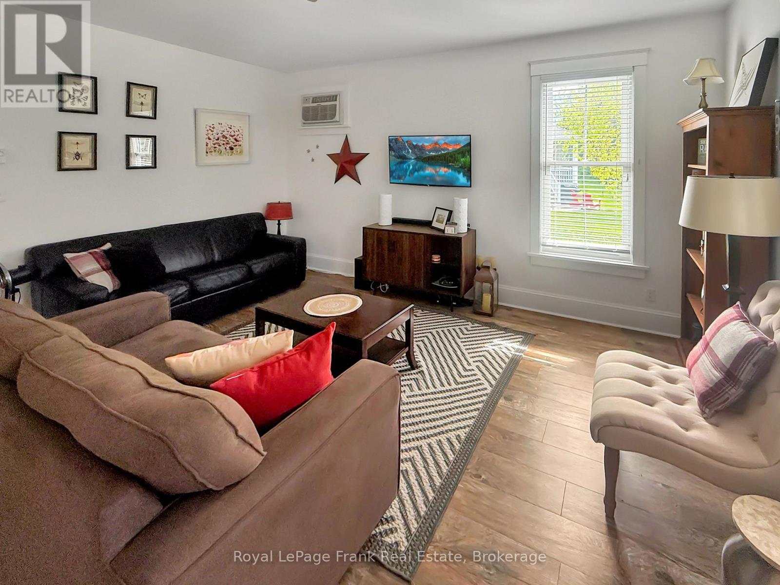 85 - 87 Butternut Lane, Prince Edward County, Ontario K0K 1P0 - Photo 9 - X12655610