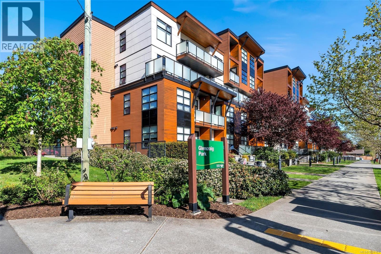 402 4000 Shelbourne St, Saanich, British Columbia  V8N 0B6 - Photo 31 - 1028163