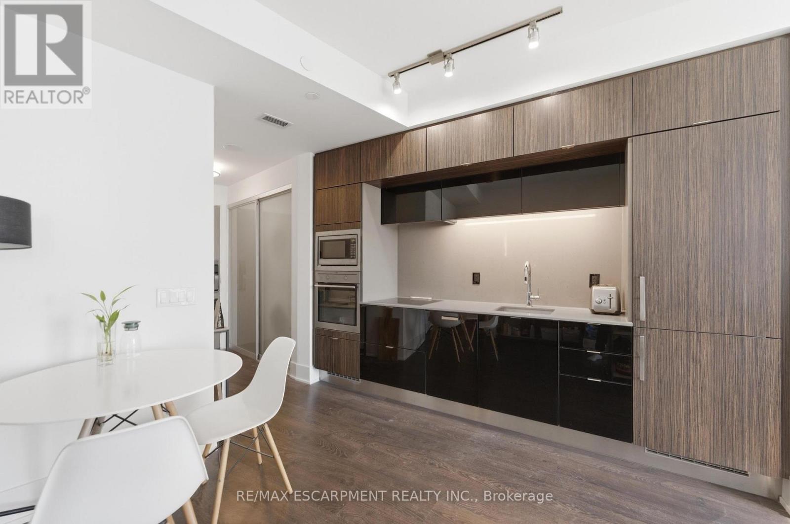 5512 - 10 York Street, Toronto, Ontario  M5J 0E1 - Photo 21 - C12864320