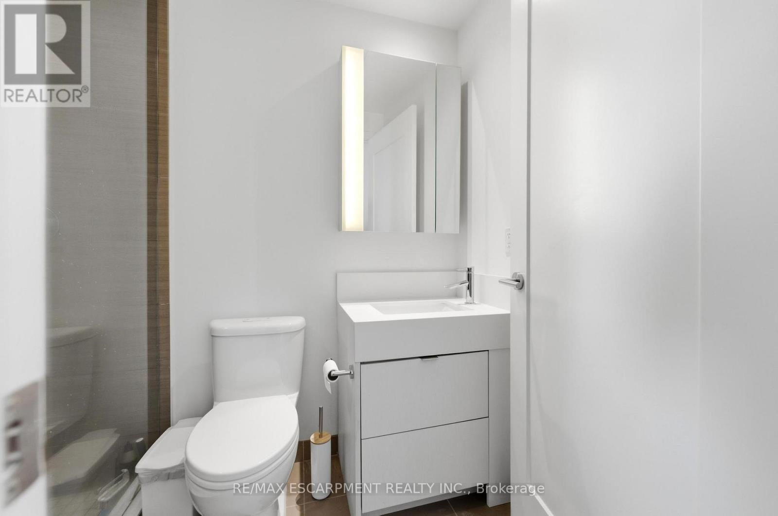 5512 - 10 York Street, Toronto, Ontario  M5J 0E1 - Photo 30 - C12864320