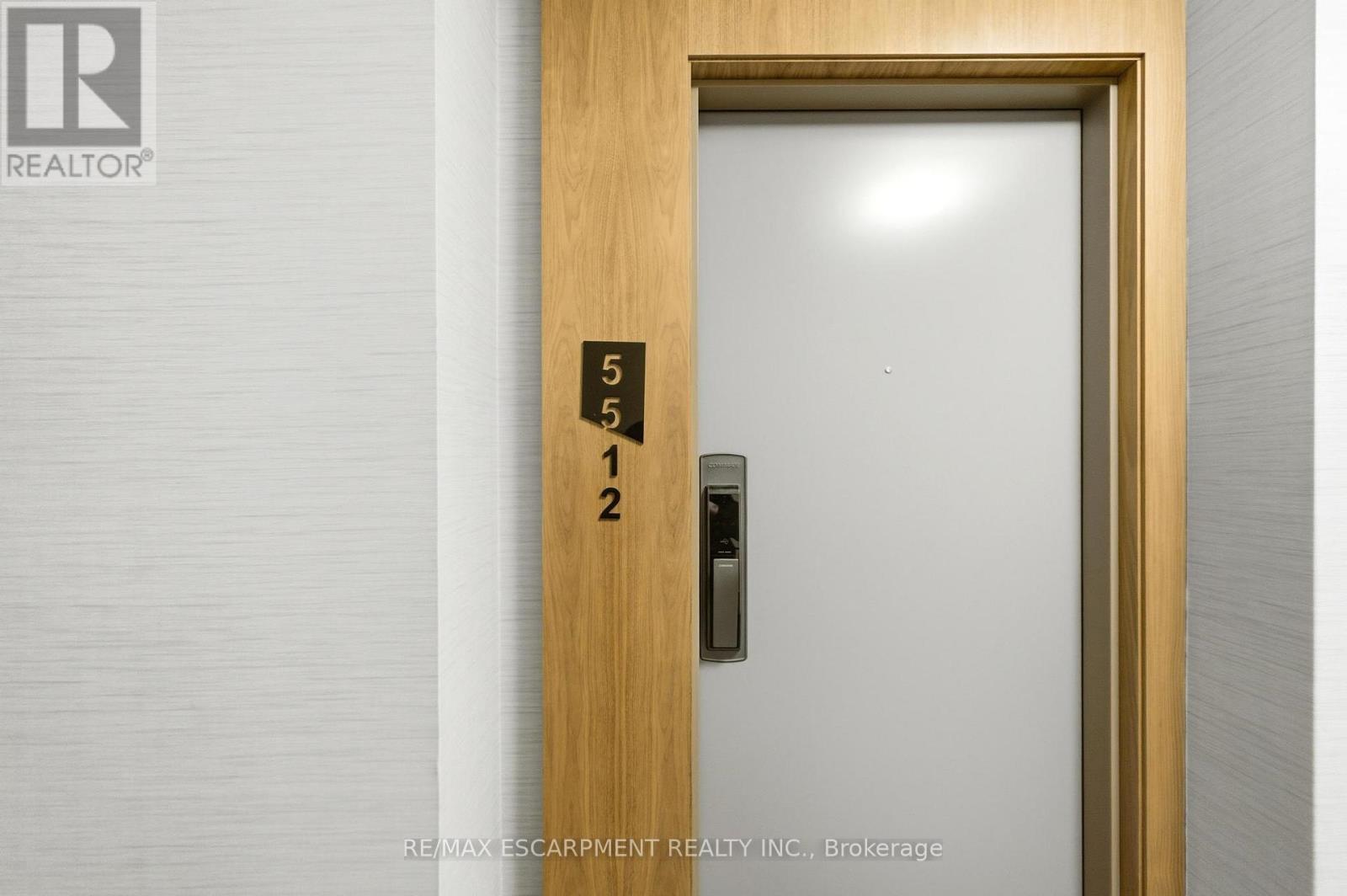 5512 - 10 York Street, Toronto, Ontario  M5J 0E1 - Photo 34 - C12864320