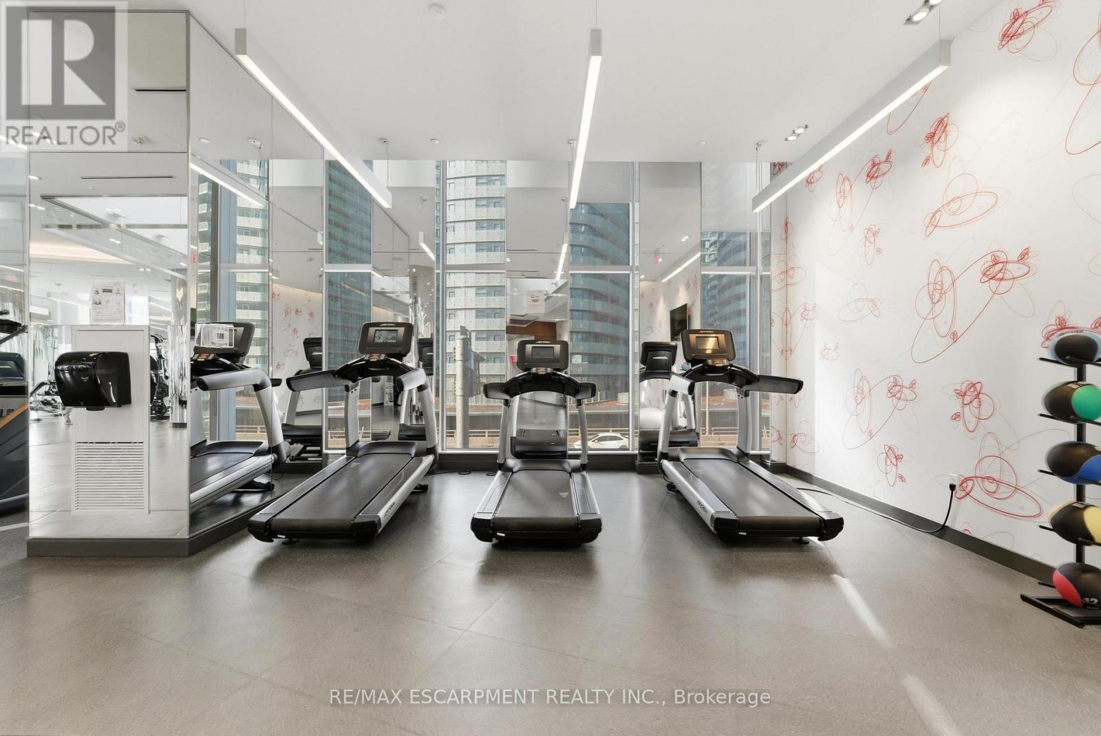 5512 - 10 York Street, Toronto, Ontario  M5J 0E1 - Photo 40 - C12864320