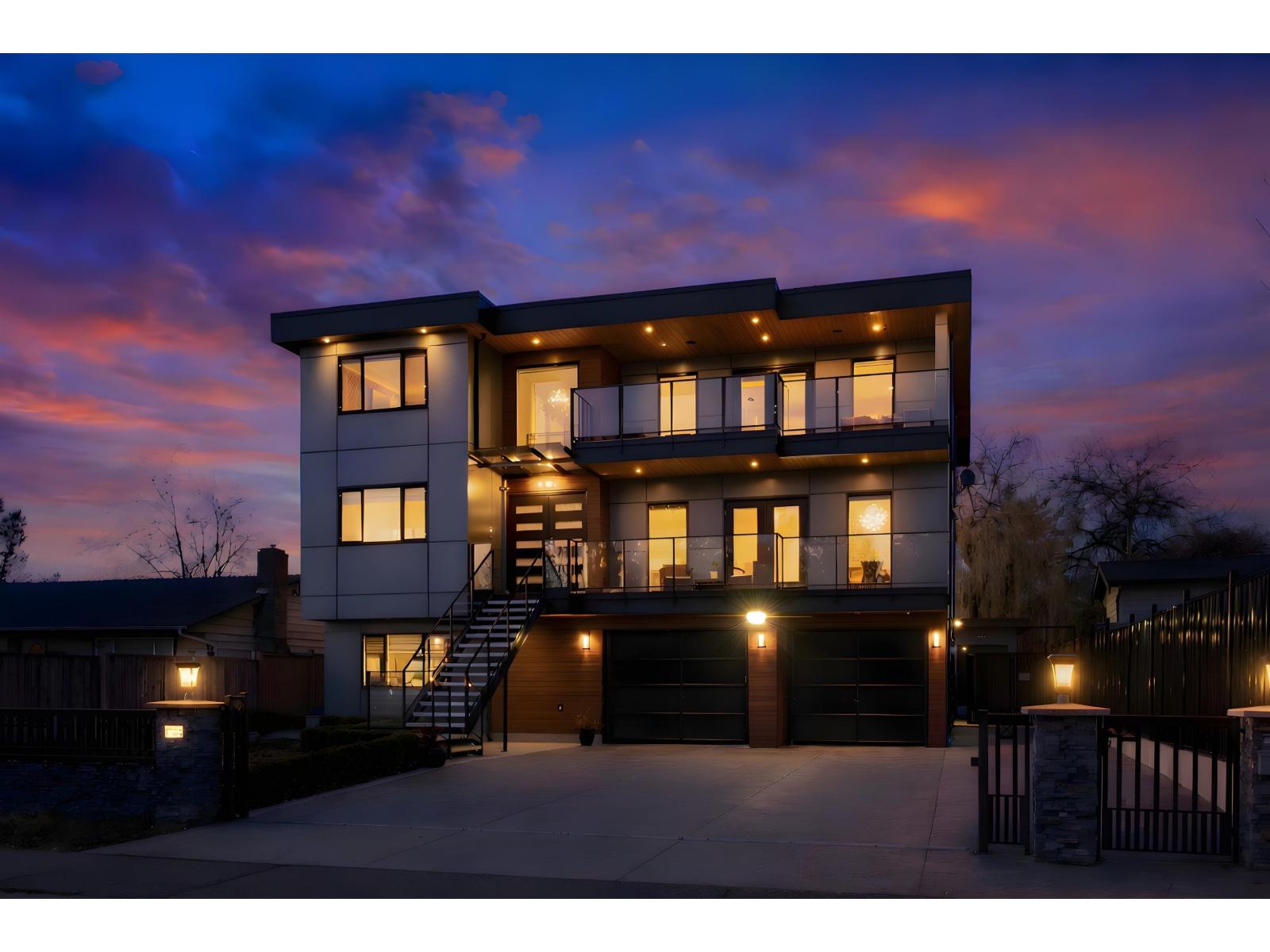 17985 56a Avenue, Surrey, British Columbia  V3S 5H4 - Photo 1 - R3097814