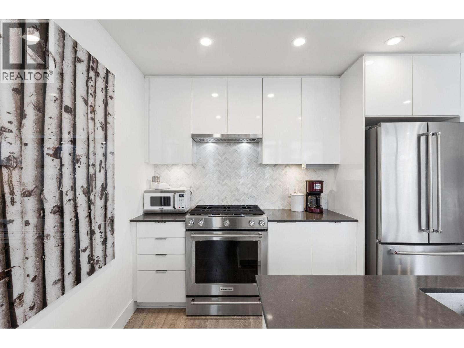 602 131 E 3rd Street, North Vancouver, British Columbia  V7L 0E3 - Photo 12 - R3097777