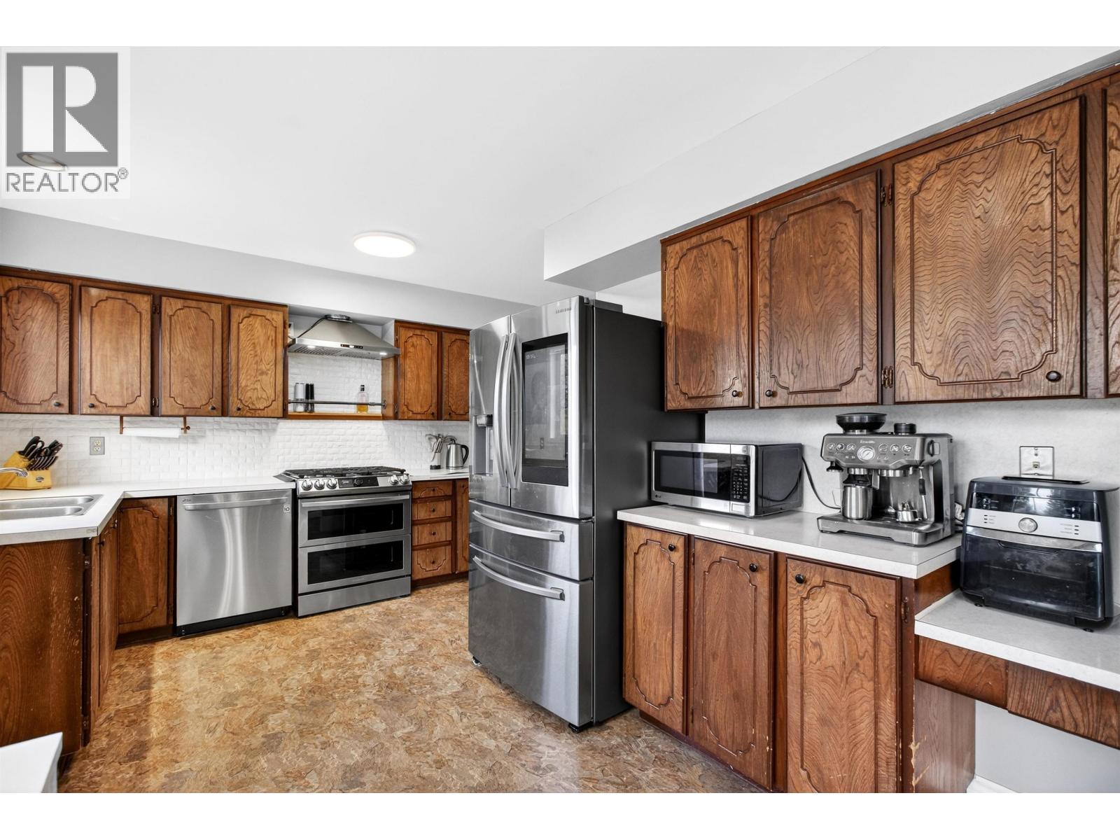 21875 124 Avenue, Maple Ridge, British Columbia  V2X 4J1 - Photo 9 - R3097755