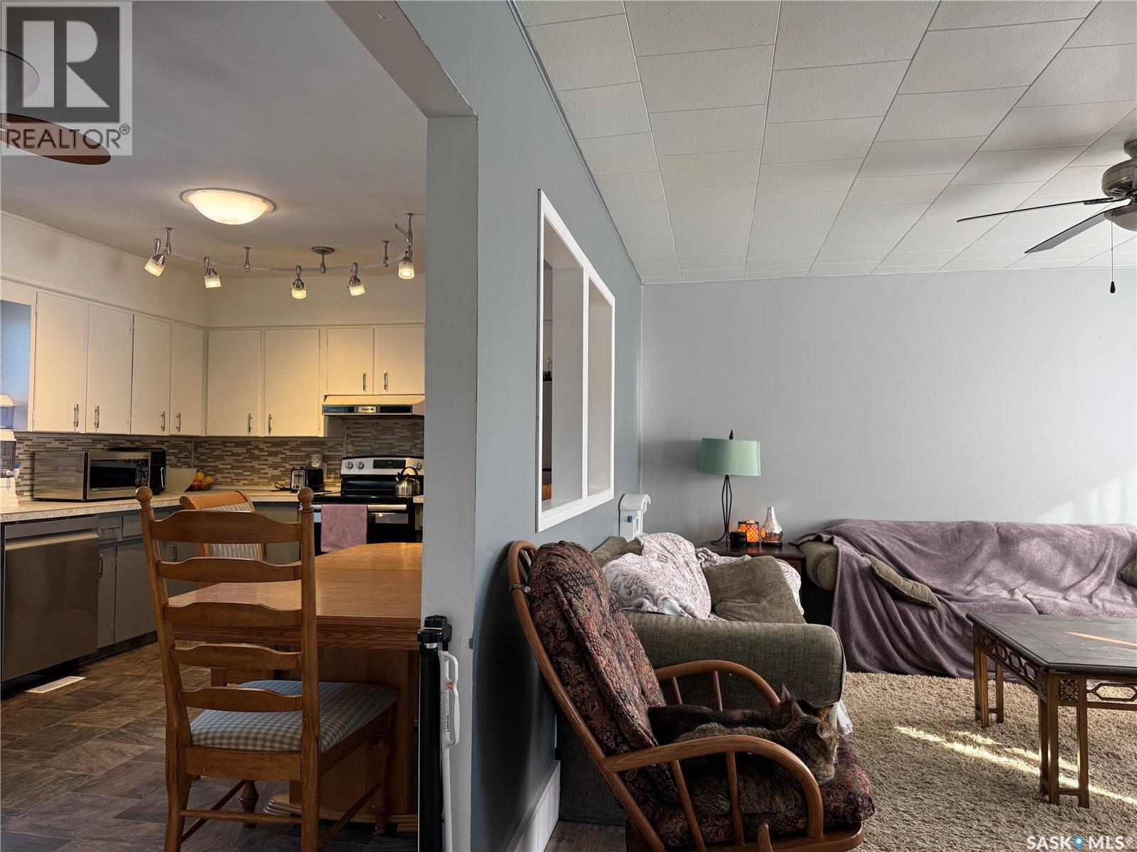 312 5th Street W, Wynyard, Saskatchewan  S0A 4T0 - Photo 13 - SK030039