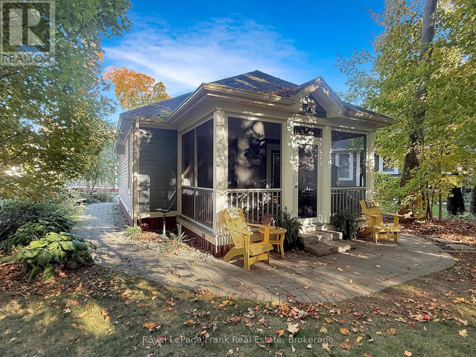 201 - 36 HOLLOW LANE, Prince Edward County, Ontario