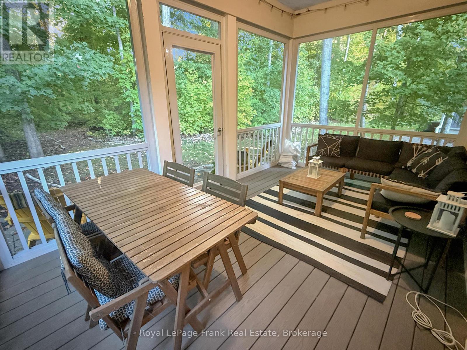 201 - 36 Hollow Lane, Prince Edward County, Ontario  K0K 1P0 - Photo 9 - X12469605