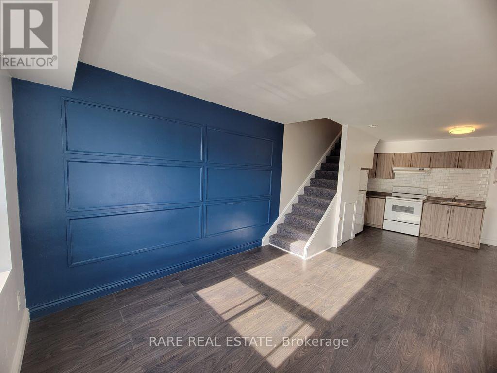 B - 592 MARLEE AVENUE, Toronto, Ontario