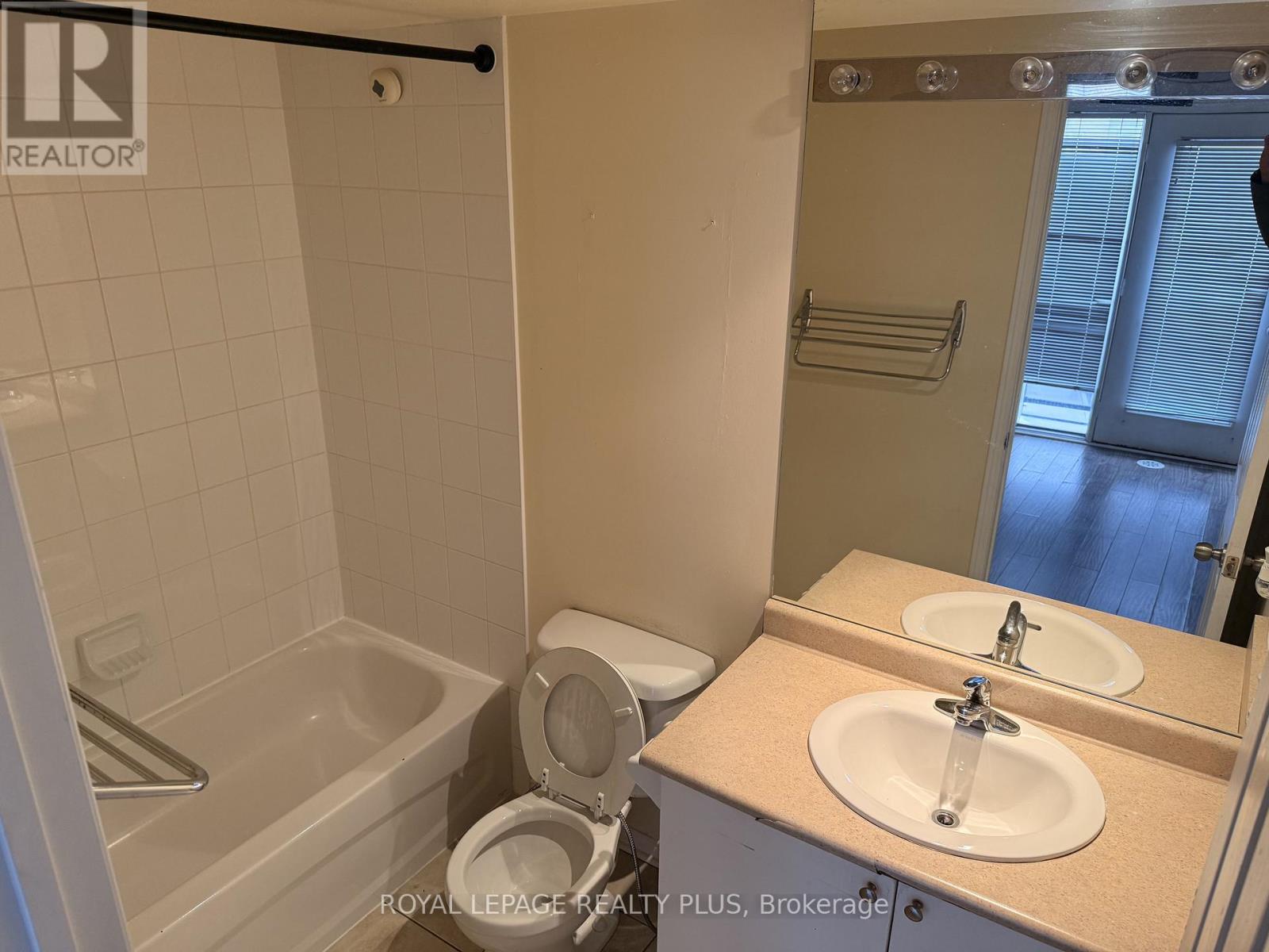 85 - 3050 Erin Centre Boulevard, Mississauga, Ontario L5M 0P5 - Photo 6 - W12864280