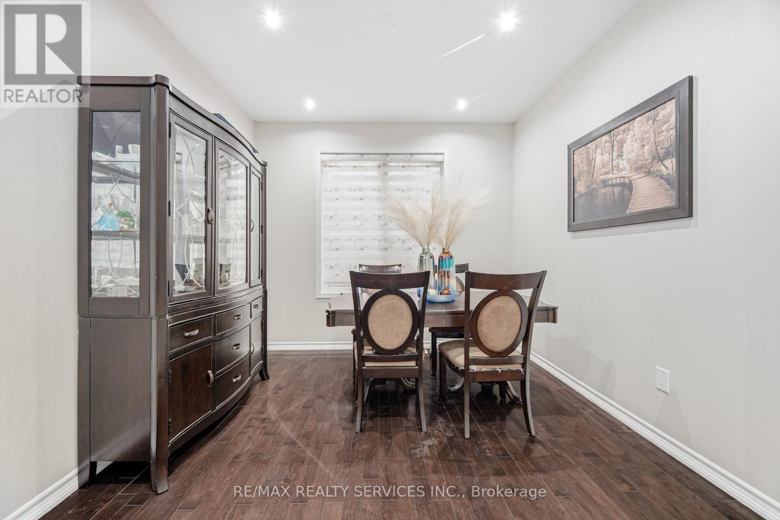 28 Enford Crescent, Brampton, Ontario  L7A 4C7 - Photo 10 - W12864316