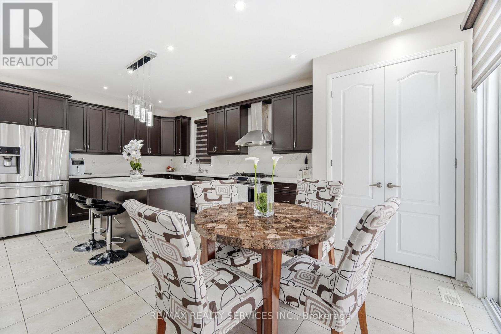 28 Enford Crescent, Brampton, Ontario  L7A 4C7 - Photo 16 - W12864316