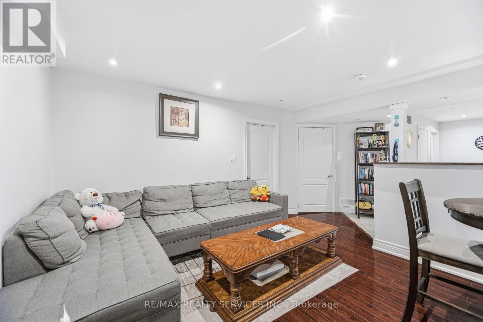 28 Enford Crescent, Brampton, Ontario  L7A 4C7 - Photo 40 - W12864316