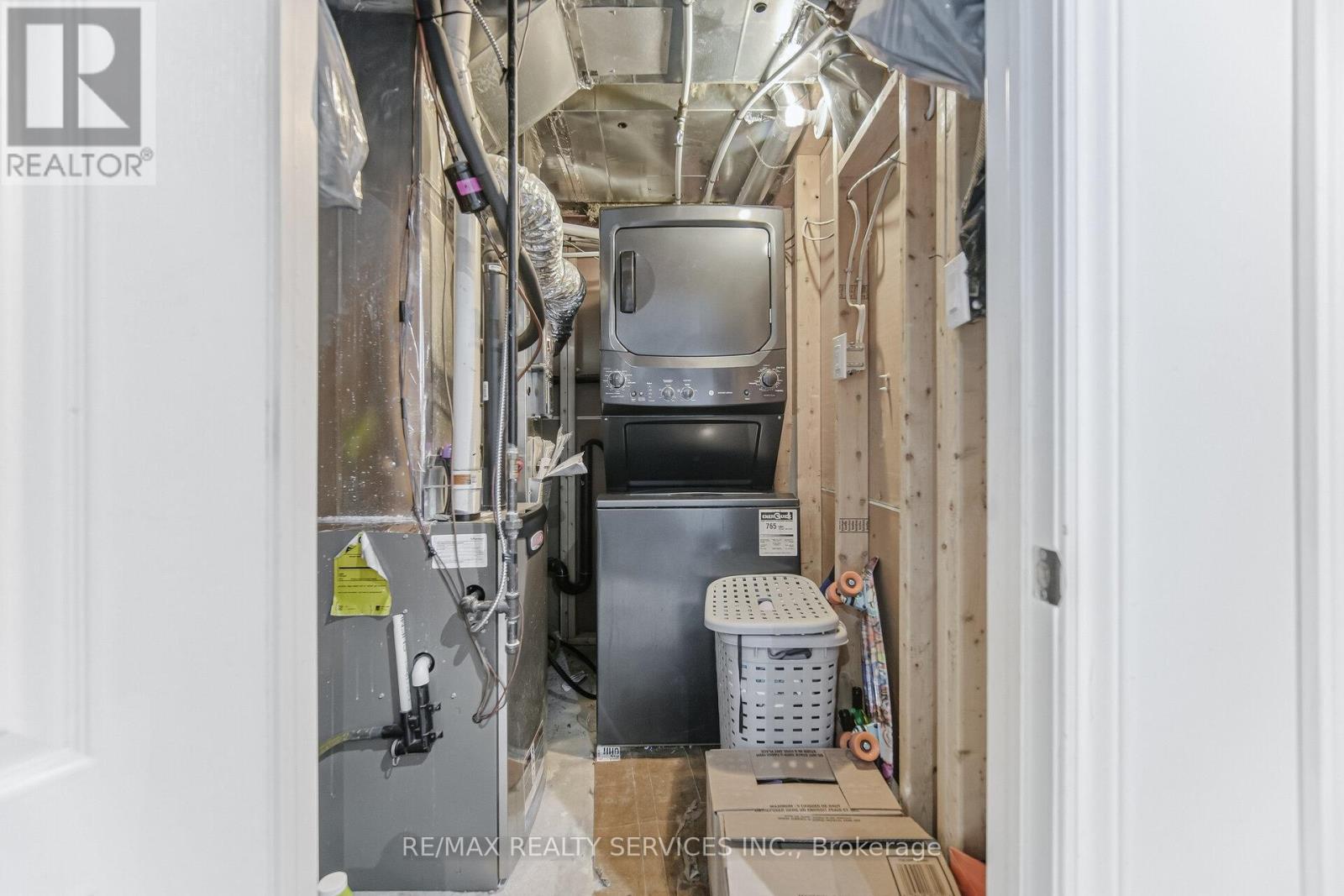 28 Enford Crescent, Brampton, Ontario  L7A 4C7 - Photo 45 - W12864316