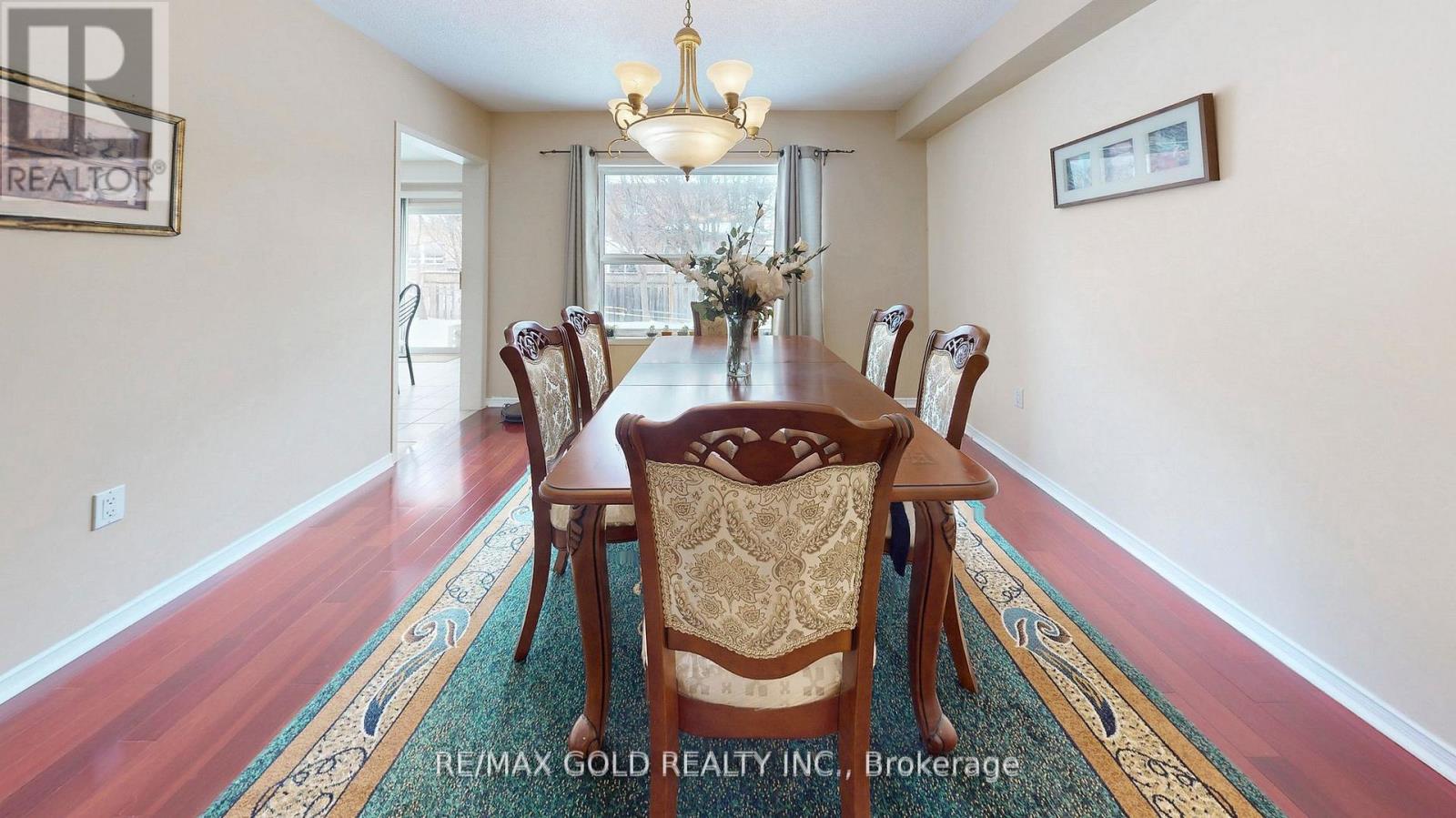 5 Sir David Place, Brampton, Ontario  L7A 2E4 - Photo 11 - W12864322