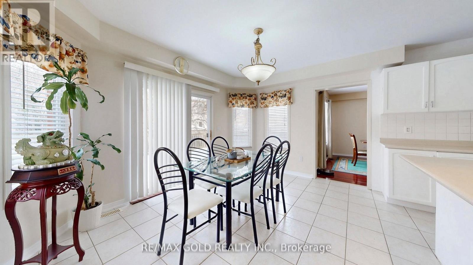 5 Sir David Place, Brampton, Ontario  L7A 2E4 - Photo 21 - W12864322