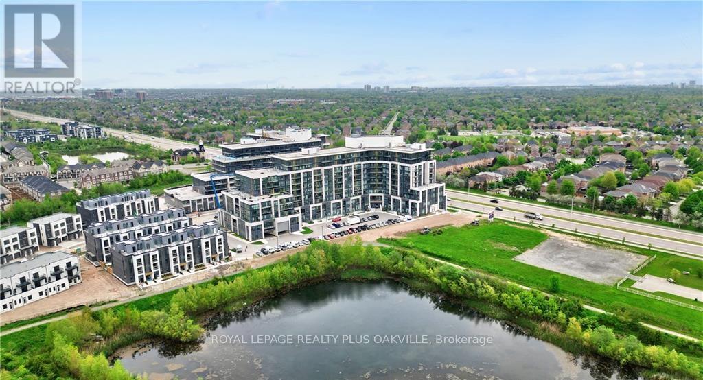 425 - 405 Dundas Street, Oakville, Ontario  L6M 5P9 - Photo 38 - W12864330